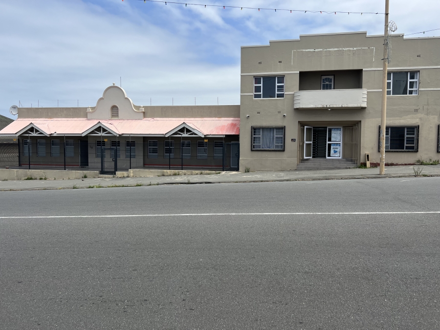 Commercial Property for Sale in Quigney Eastern Cape